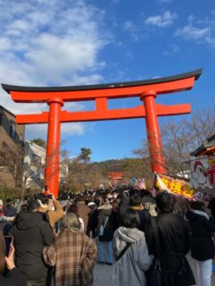 伏見稲荷神社に初詣に行きました！